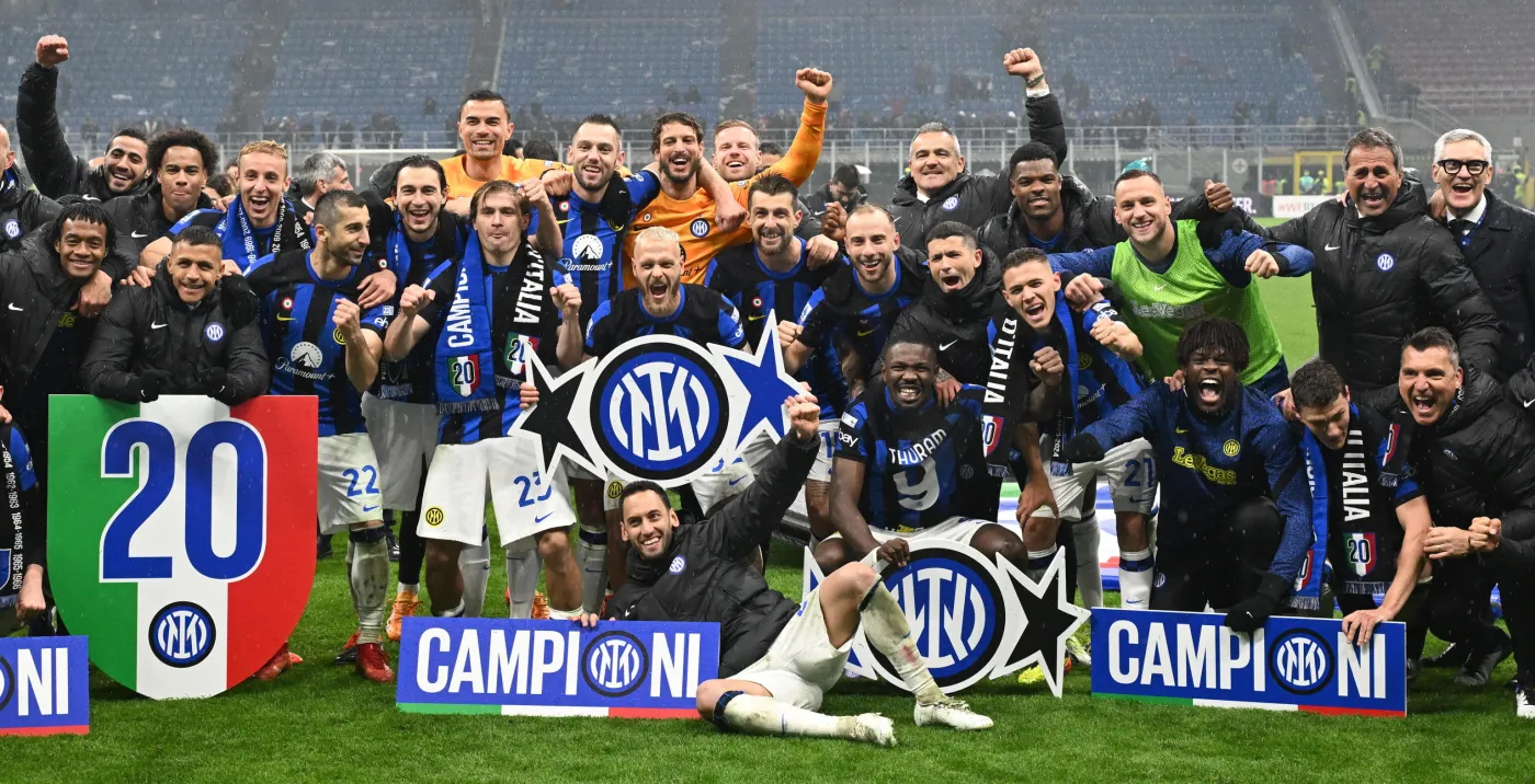 Inter Mediolan wygrał derby i zdobył 20. w historii tytuł mistrzów Włoch [WIDEO]