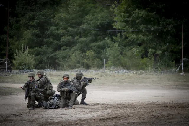 Żołnierze WOT zgubili karabin. Trwają poszukiwania, jednostka zamknięta