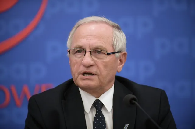 "Pułapka fortecznego myślenia". Generał Koziej ocenia plany Tuska