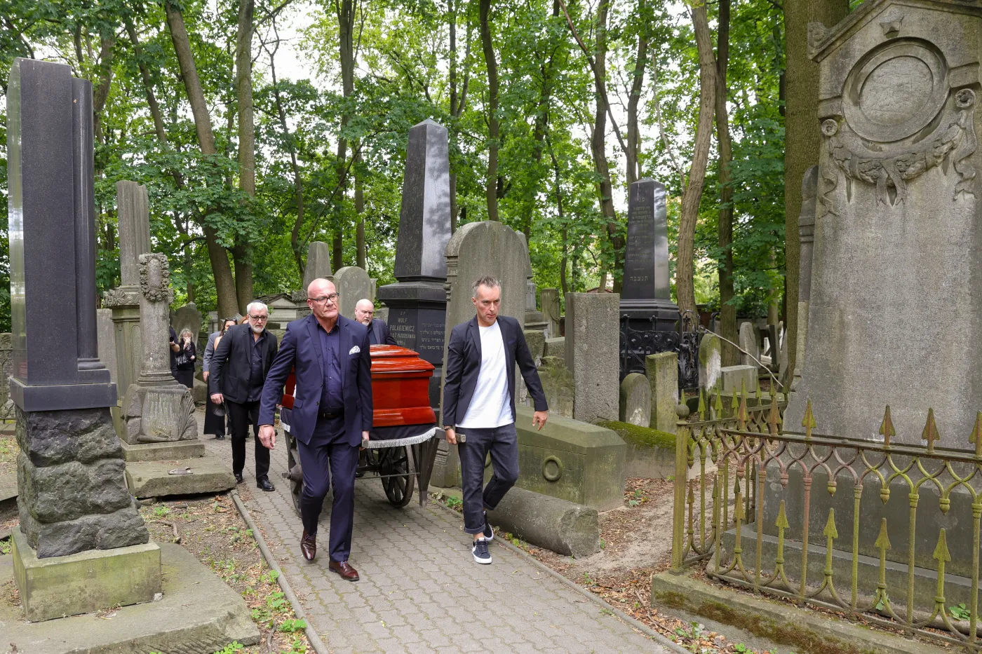 Pogrzeb wykonawcy "Konika na biegunach". Na taki gest zdobył się Piotr Zelt [FOTO]