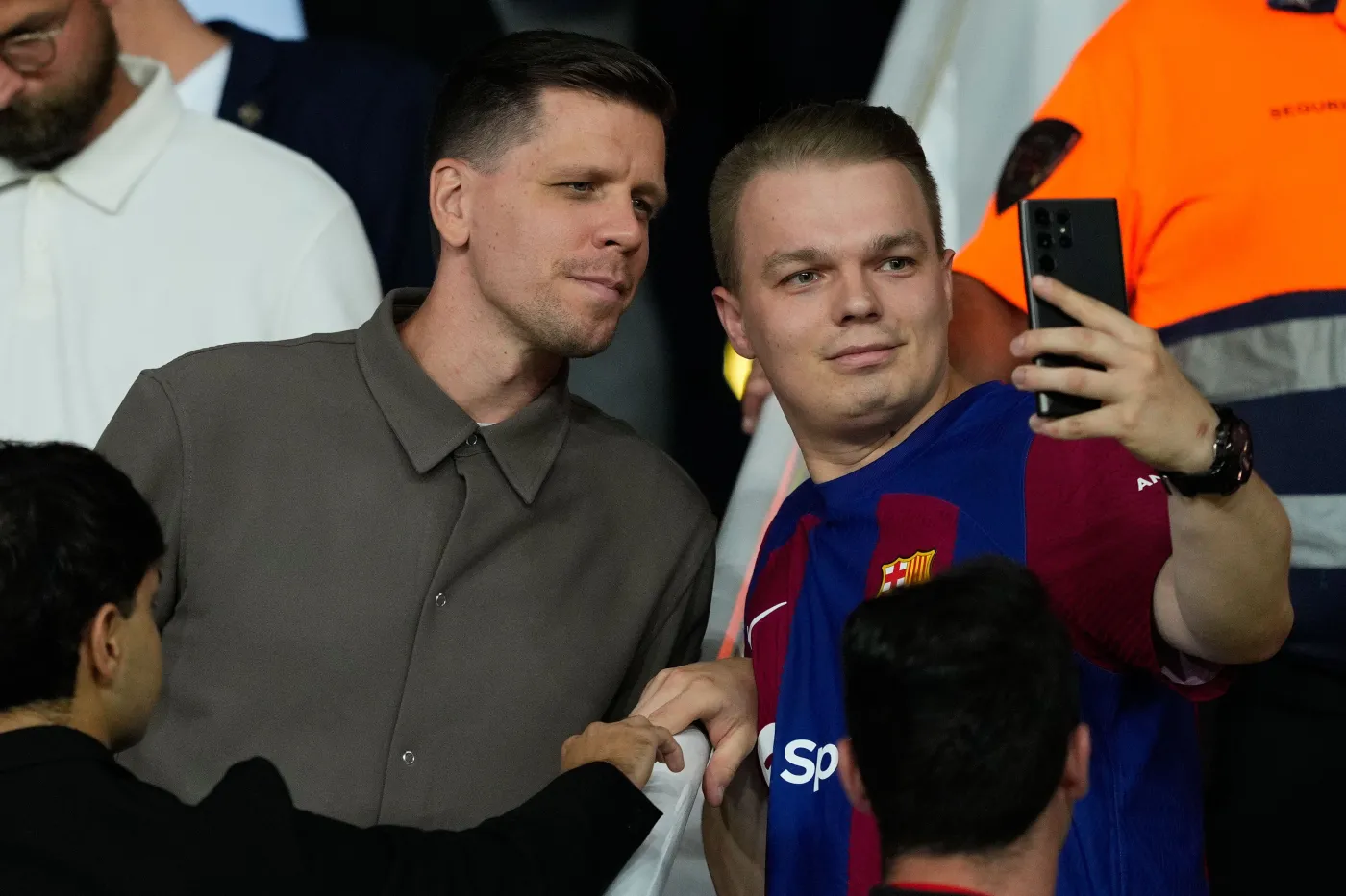 wojciech-szczesny-na-meczu-barcelony-w-lidze-mistrzow-38305448.jpg