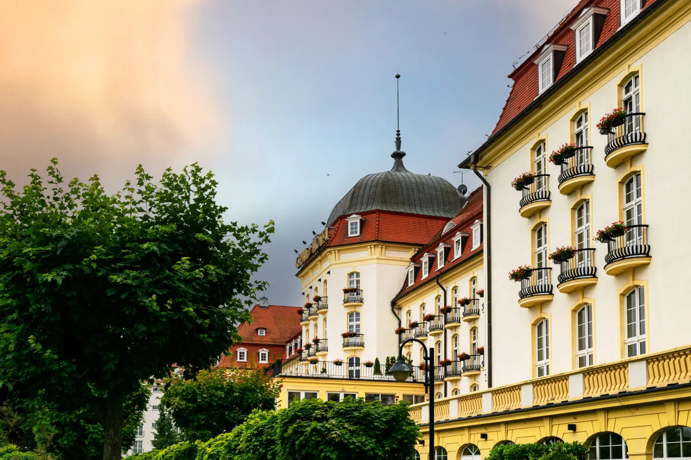 "Polskie Monte Carlo". Ten kurort jak magnes przyciąga zagranicznych turystów