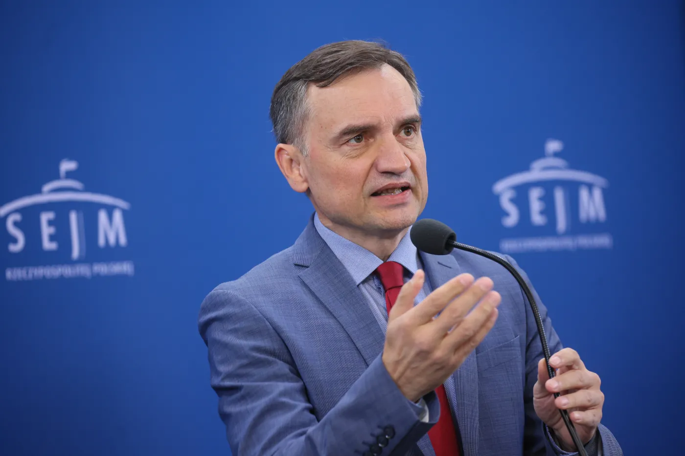 Ziobro przesłuchany i co z tego?! Polacy nie mają złudzeń