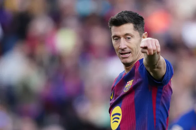 Lewandowski opuścił boisko z kwaśną miną. Barcelona wróciła na fotel lidera