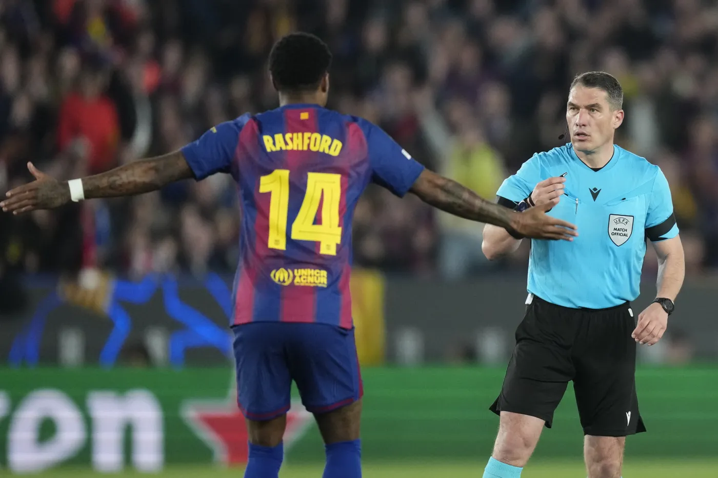 Wielka kontrowersja w meczu Barcelona - Atletico. Czy drużynie Lewandowskiego należał się rzut karny?
