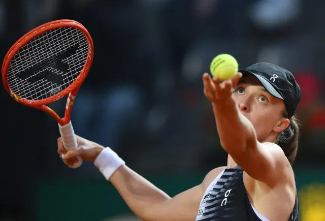 Świątek zmiotła z kortu podopieczną swojego byłego trenera. Polka w ćwierćfinale turnieju w Rzymie