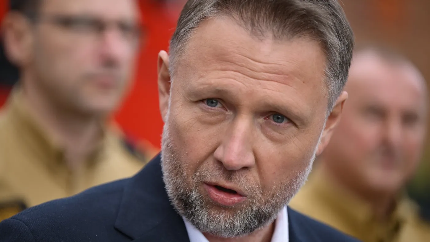 Kierwiński dał radę prezydentowi Nawrockiemu. Tak jeszcze bardziej wpłynie na obniżkę cen paliw