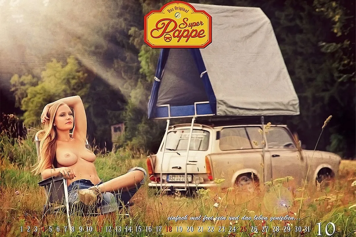 7002056-erotischer-trabbi-kaldender-2015-1200x800-81c2e7e8bb43bb86.jpg