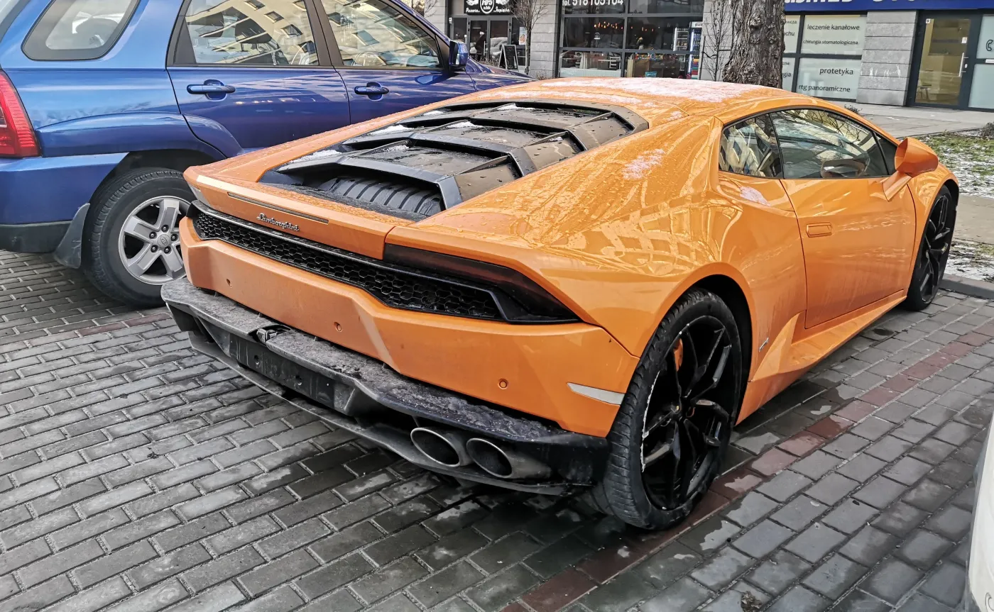 lamborghini-huracan-lp-6104-rozbite-w-wypadku-w-warszawie-37345968.jpg