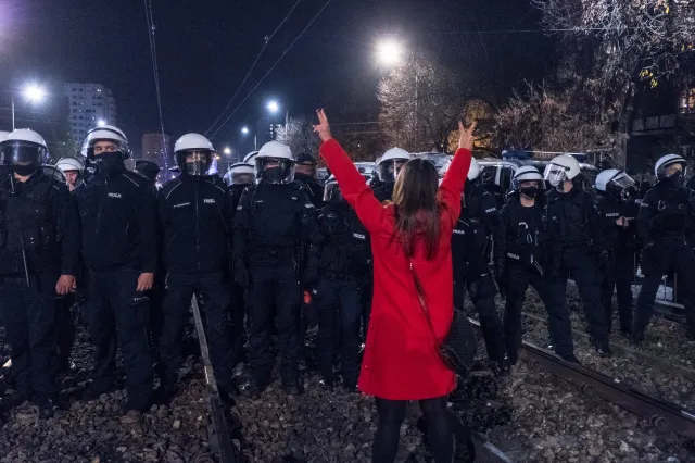 Kaczyński o manifestacji Strajku Kobiet przed jego domem. "Nie rozumiem i dlatego nie ma o czym rozmawiać"