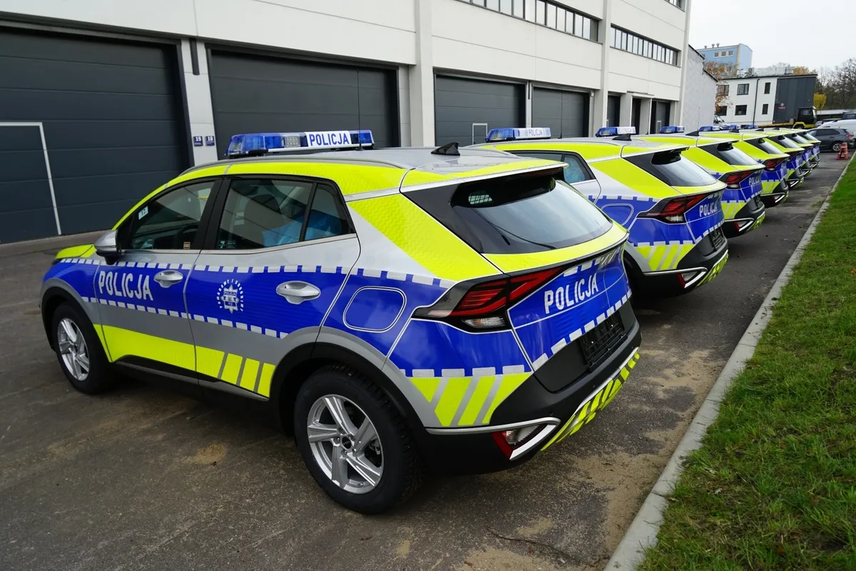 nowe-radiowozy-dla-policji-uwazajcie-na-te-suvy-na-drogach-37630013.jpg