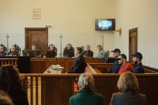 "Morderstwo pozostaje faktem, morderca jest obecny na sali". Sąd wyznaczył termin mów końcowych