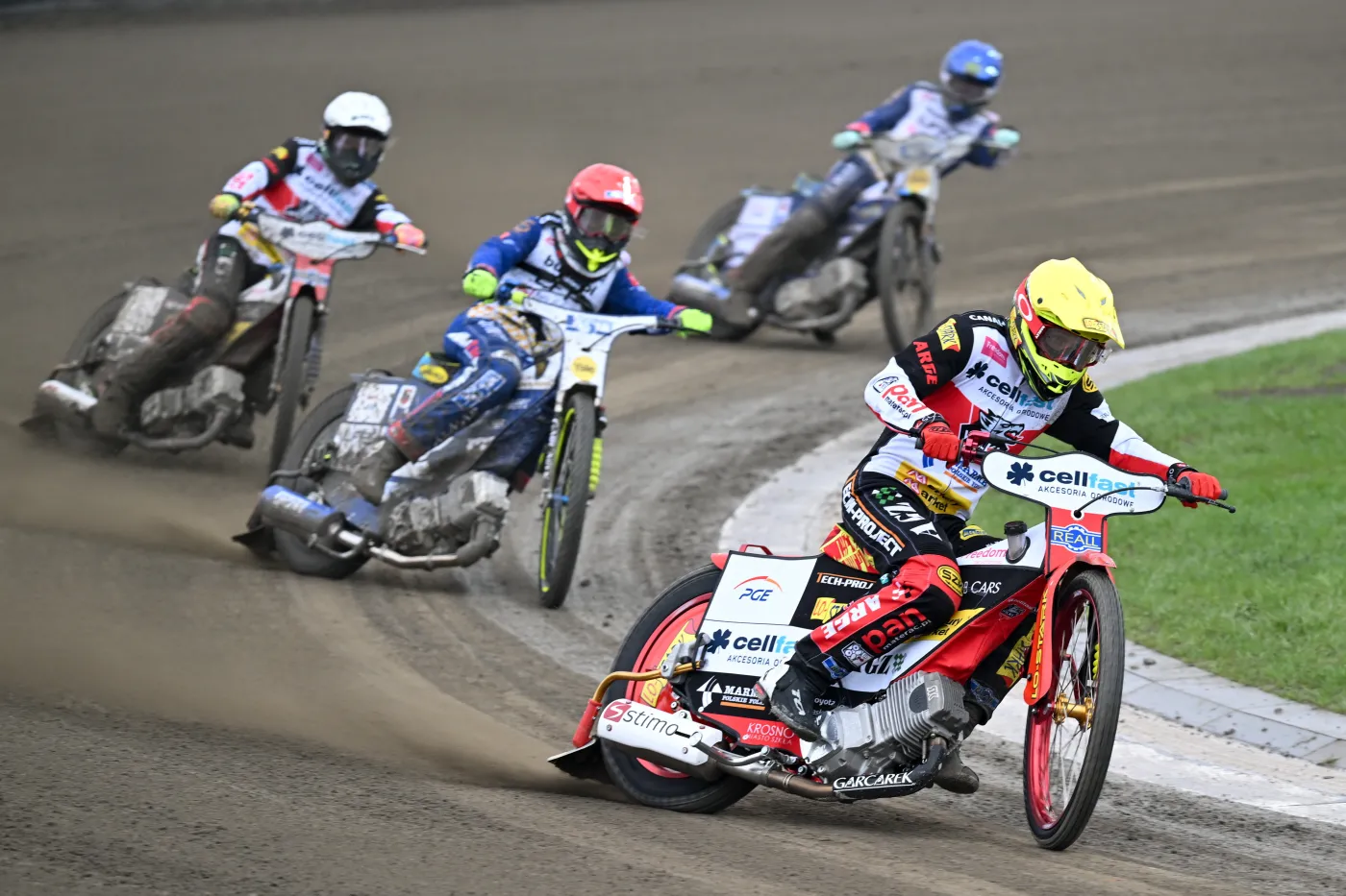 Udany powrót Zengoty i Kołodzieja. Beniaminek pokonany w ostatnim wyścigu