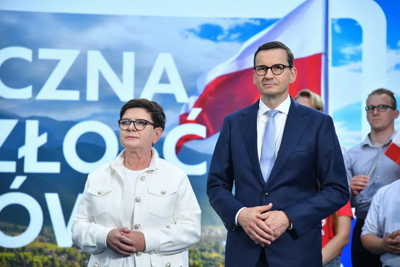 Szydło: Wybory wygrywa ten, kto umiejętnie narzuca tematy