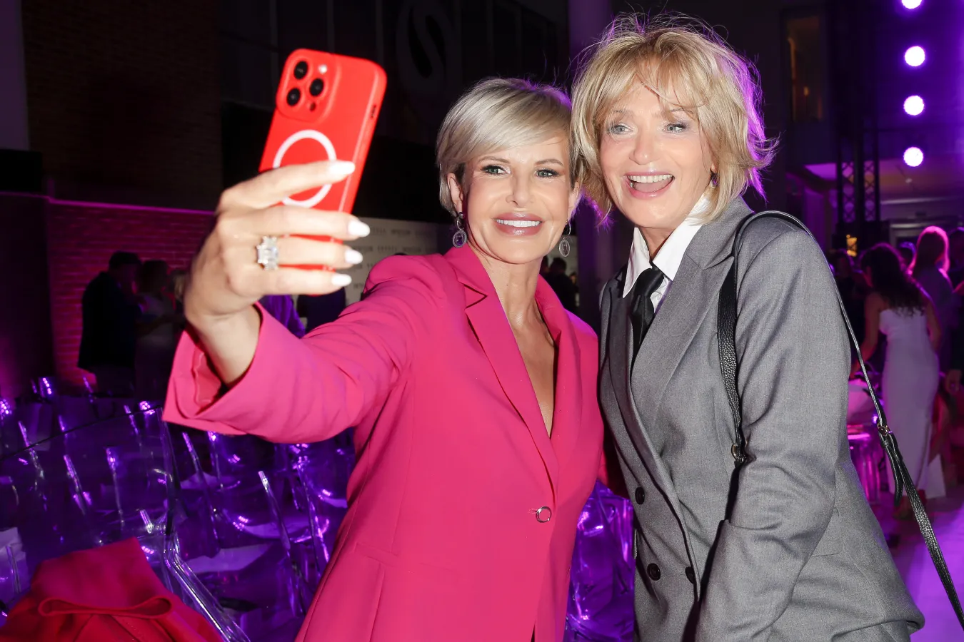 Joanna Racewicz pokazała syna i jego NOWĄ fryzurę. "Za zgodą. Bez pleców"