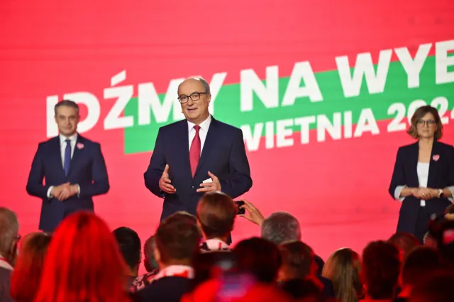 "SMS Lewicy". Tak powalczą w wyborach samorządowych