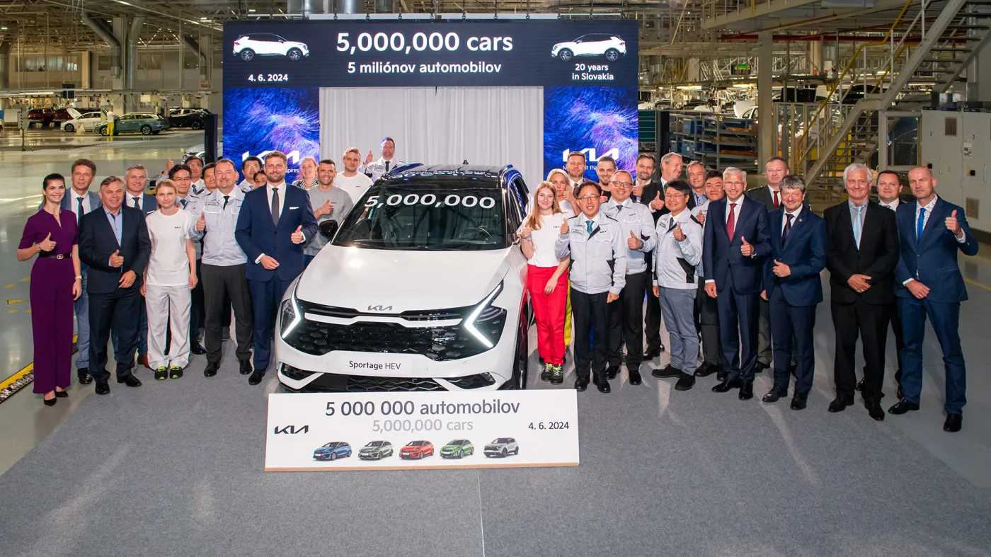 kia-slovakia-swietuje-5-milionow-aut-wyjechalo-z-fabryki-38209005.jpg