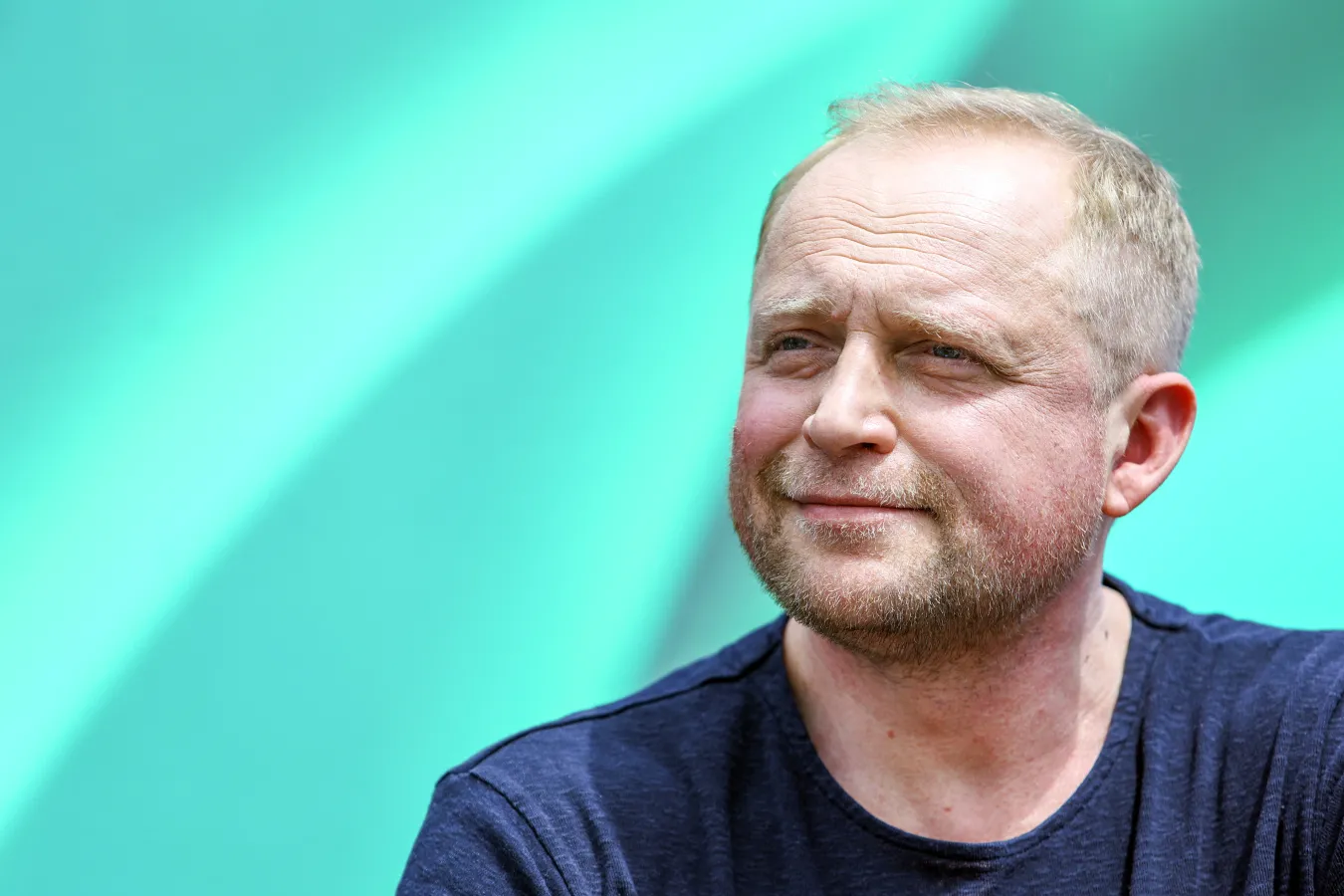 Ile Piotr Adamczyk zarobi w "Dzień dobry TVN"? Tak odpowiedział na pytanie