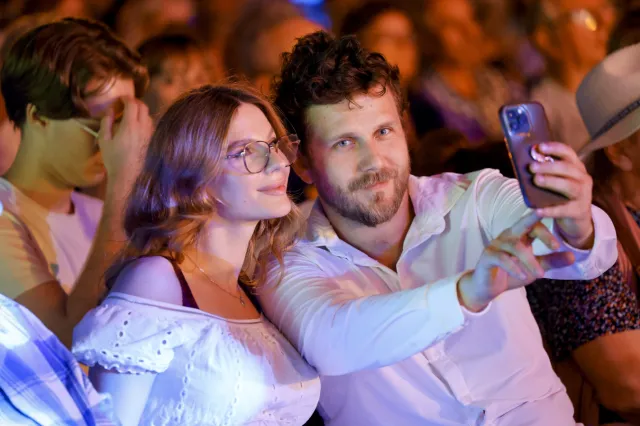 Antek Królikowski znowu zostanie ojcem. Aktor potwierdził radosną nowinę