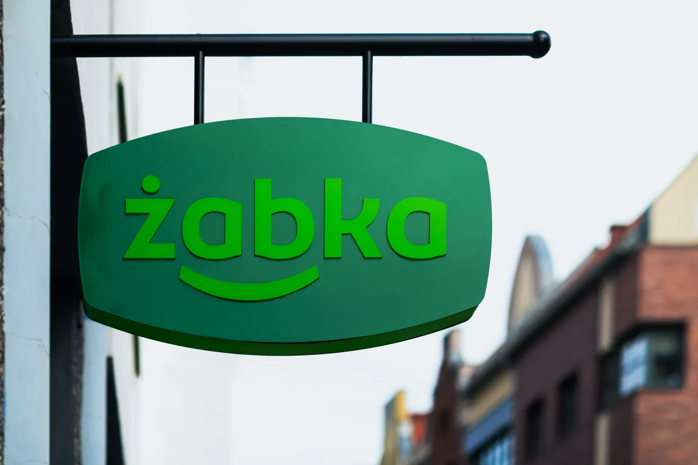 Chcesz otworzyć swoją Żabkę? Poznaj program szkoleniowy i zobacz, co oferuje sieć