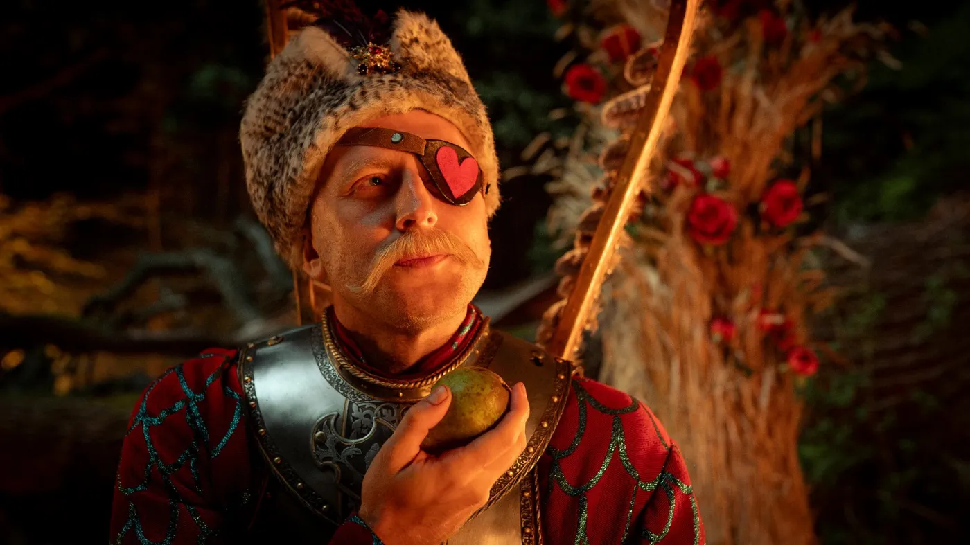 Dobromir Dymecki jako Bogdan w drugim sezonie serialu "1670"