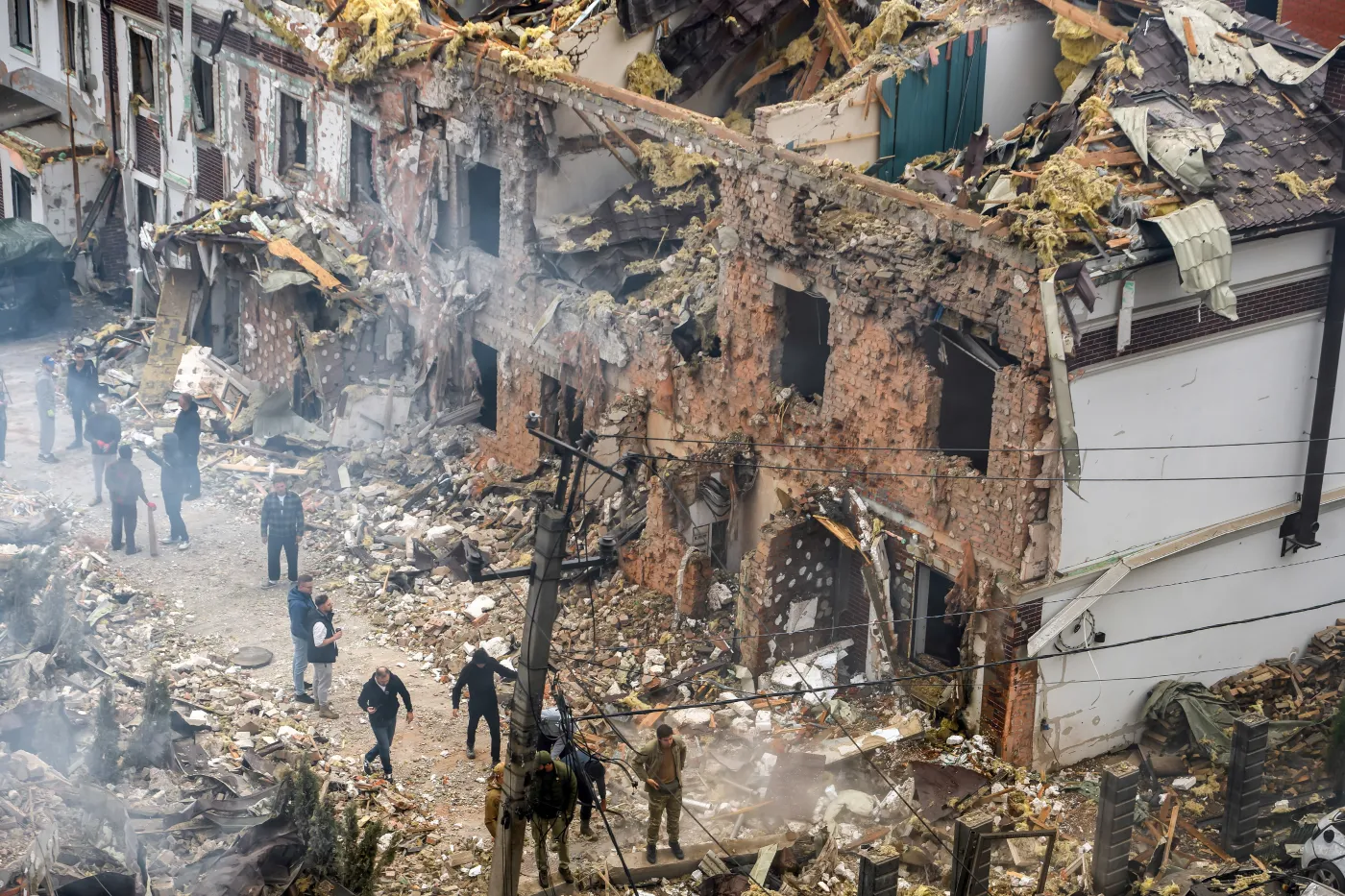 Rosyjski atak w biały dzień. Eksplozje i pożary w Dnieprze