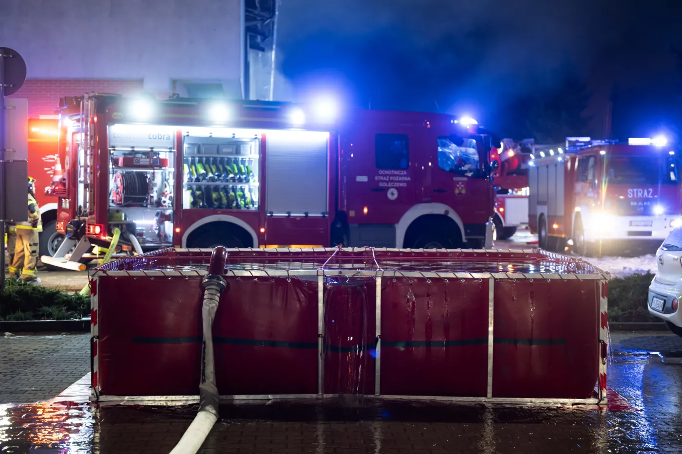Wielki pożar w Poznaniu. Zagrożona galeria handlowa