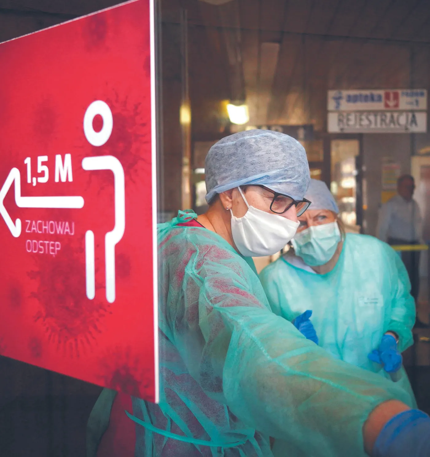 Sejm: Nie będzie cotygodniowych badań pracowników służby zdrowia i handlu