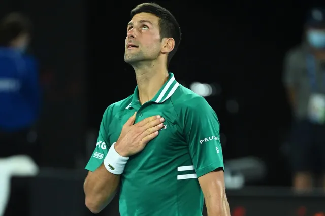 Australian Open: Nie było lekko, ale Novak Djokovic z awansem do półfinału