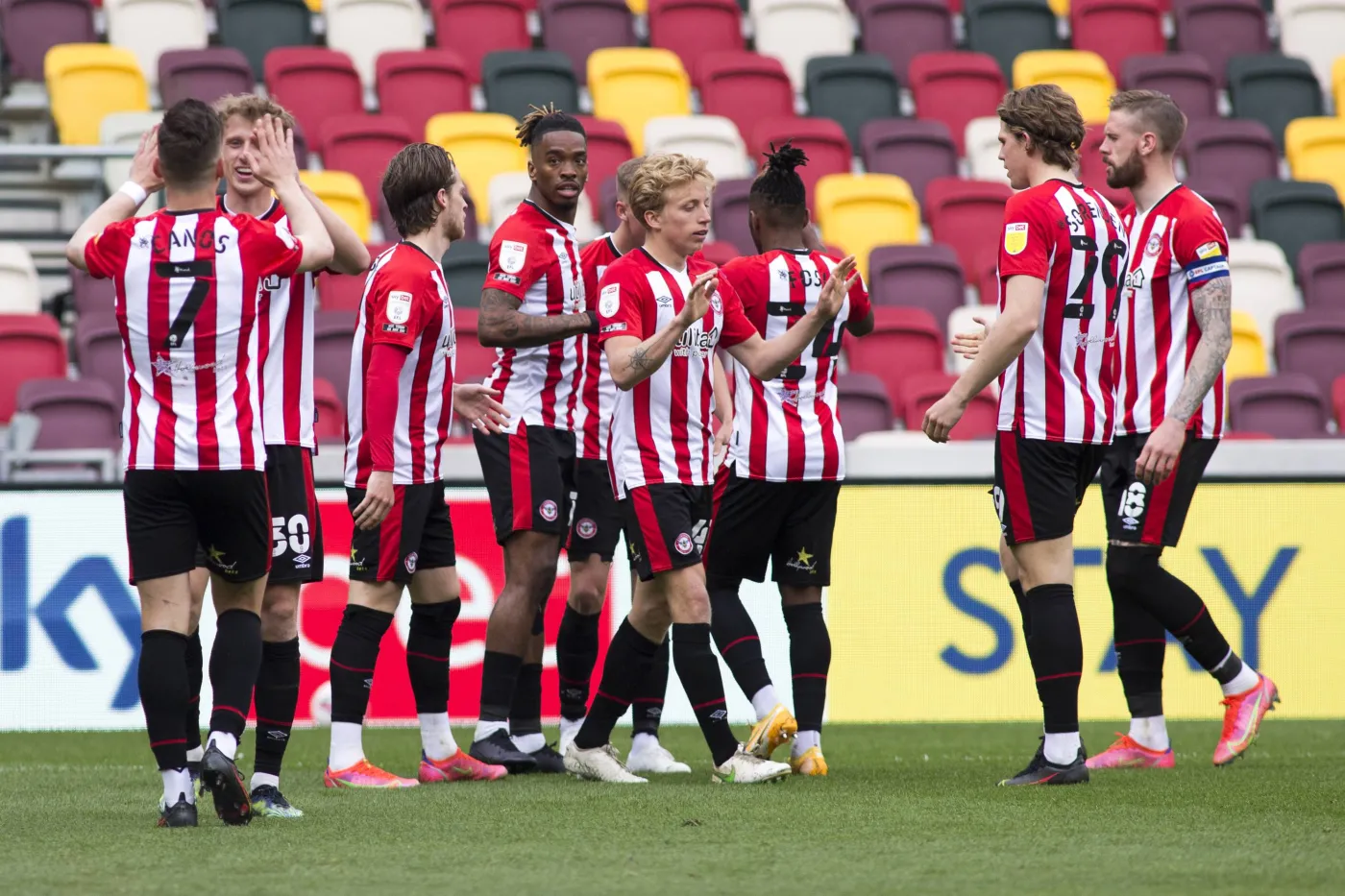 Brentford po 74 latach ponownie w Premier League!