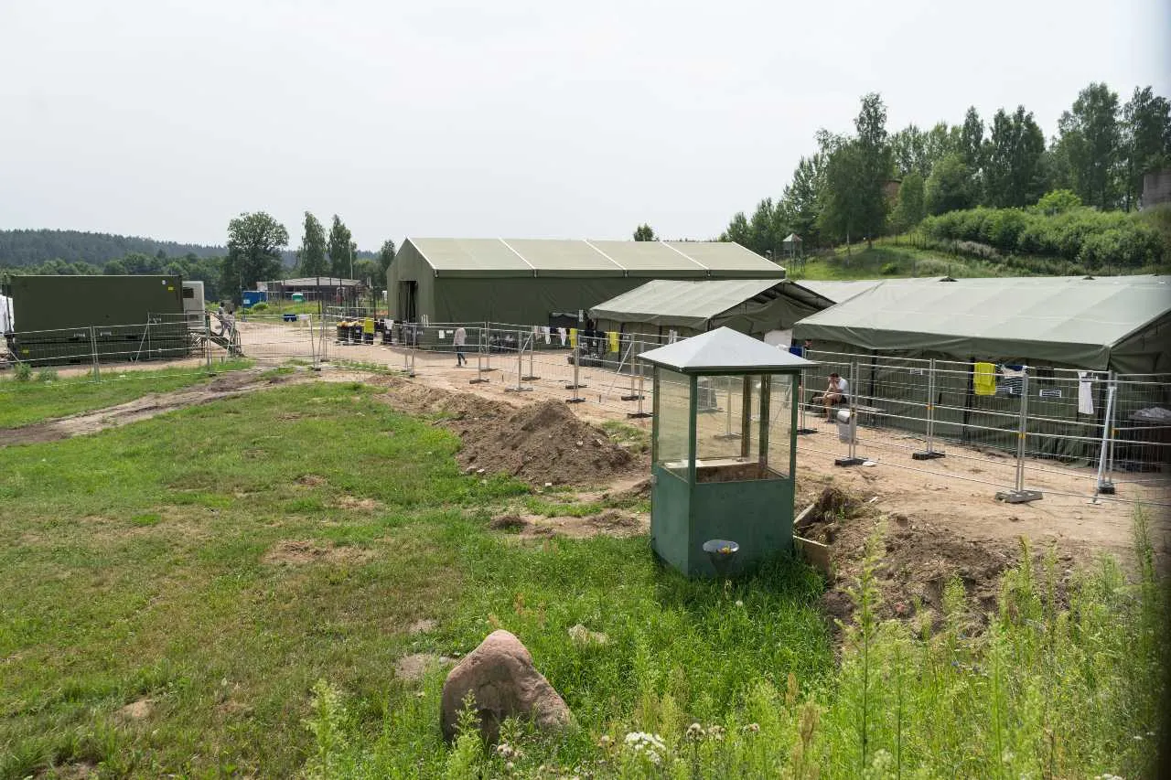 Litwa rozpoczyna budowę płotu na granicy z Białorusią