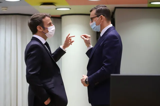 Macron odpowiada Morawieckiemu. Padły mocne słowa