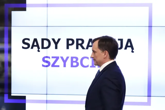 Flis: Koalicja wisi na emocjach. Ziobryści balansują na linie