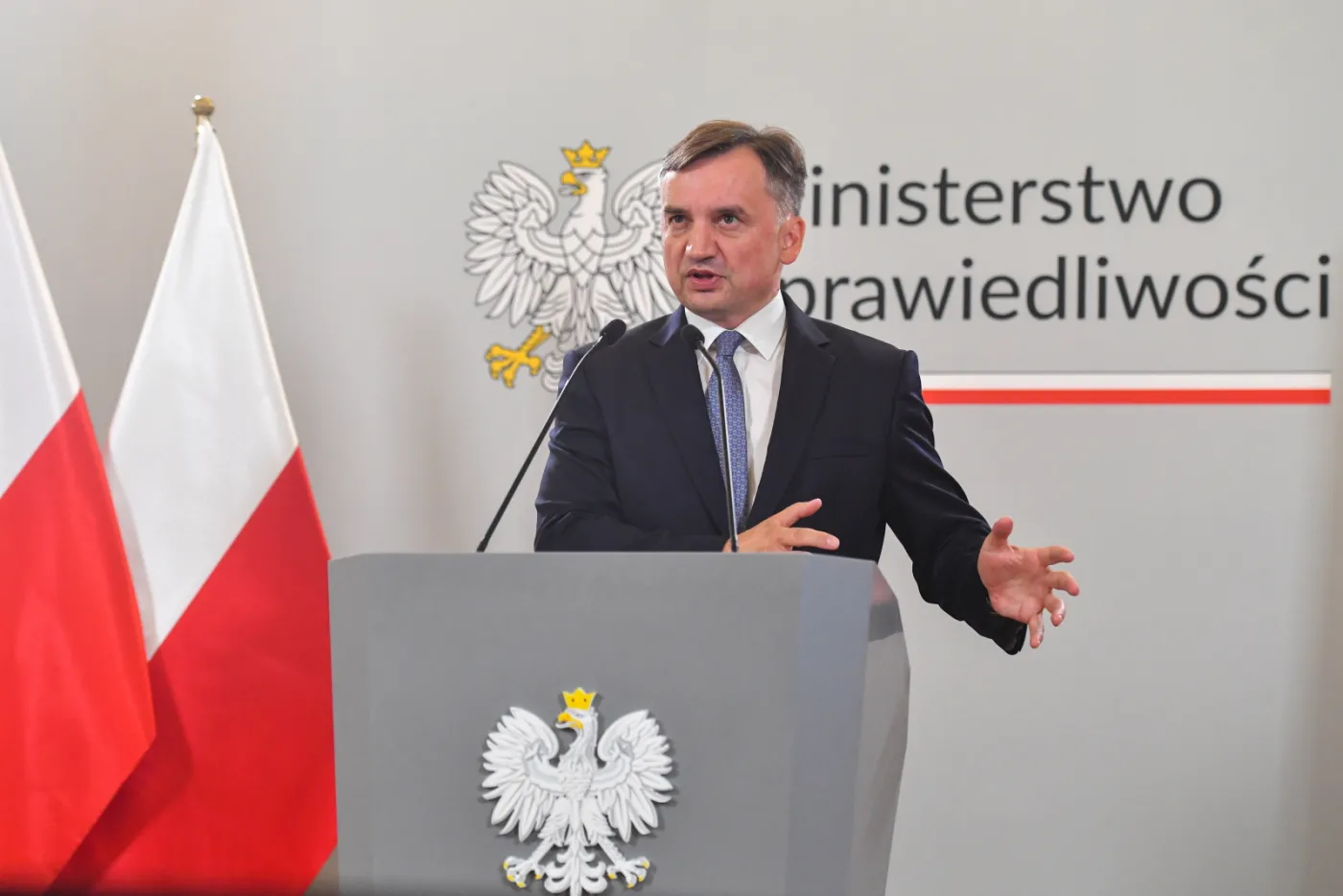 Ziobro ostrzega przed upolitycznieniem sądów