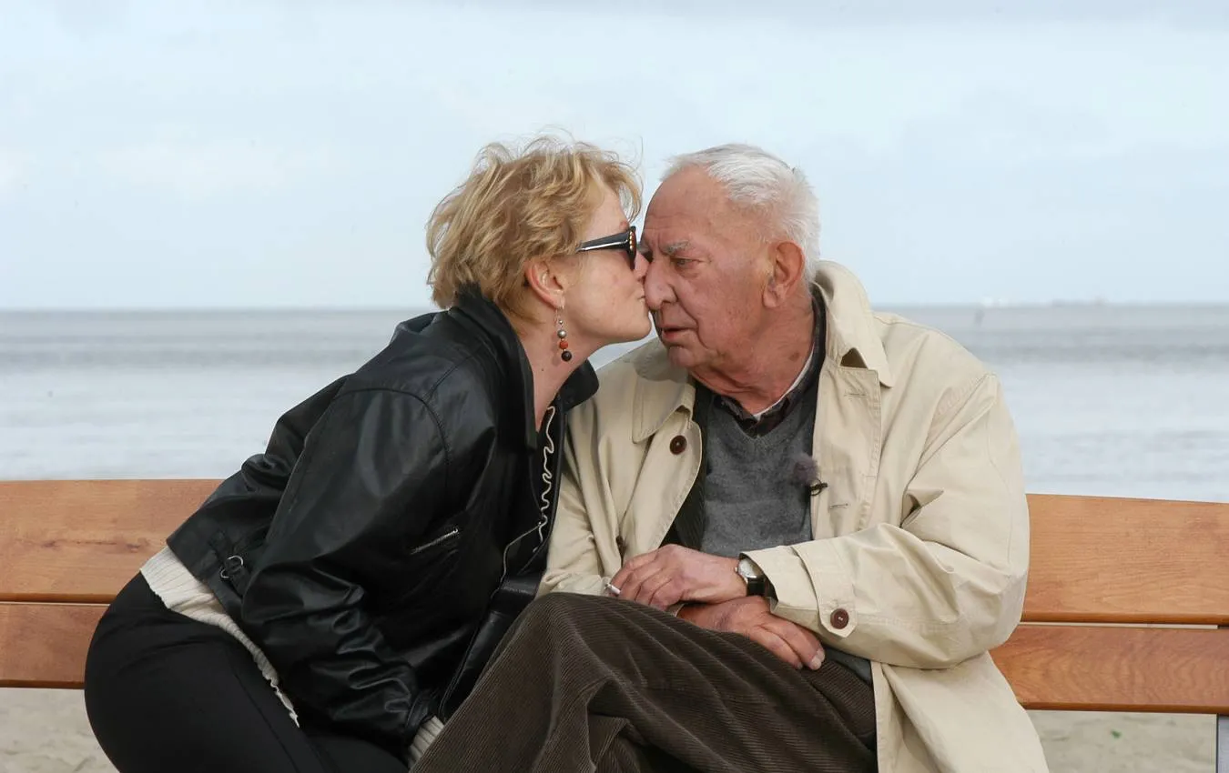 Byli parą 35 lat. Magdalena Zawadzka o Gustawie Holoubku: Przy nim nigdy nie czułam się brzydka, za gruba czy stara