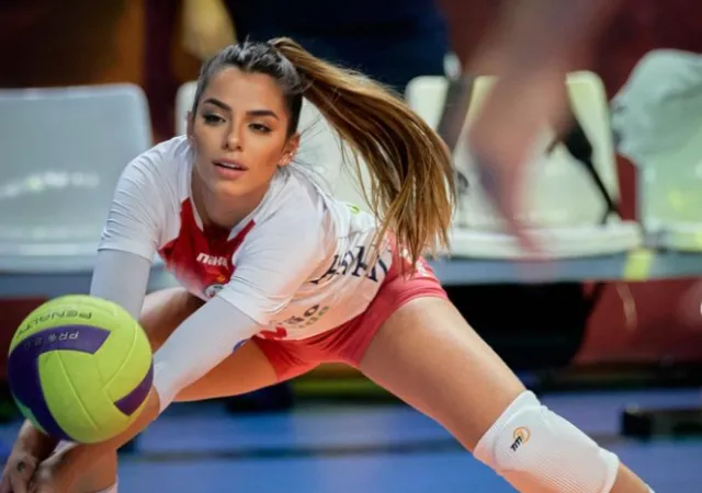 Znana siatkarka powiększyła biust i wystąpiła w Playboyu. Zobaczcie jej zdjęcia [FOTO]