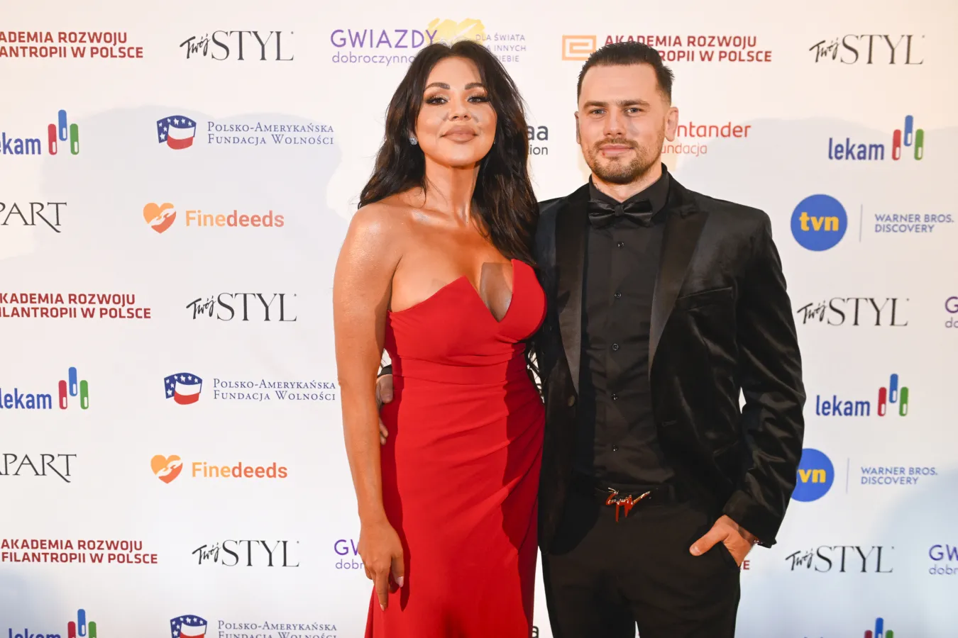 Te pary świętują swoje pierwsze walentynki. Wśród nich Sylwia Bomba i Grzegorz Collins [FOTO]