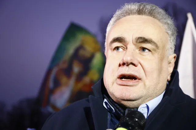 Redaktor naczelny Telewizji Republika Tomasz Sakiewicz stracił intratną posadę