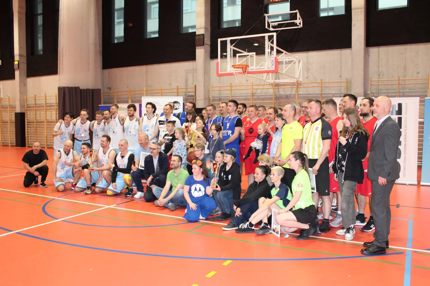 Kilkaset osób zagrało w koszykówkę, by pomóc chorym dzieciom