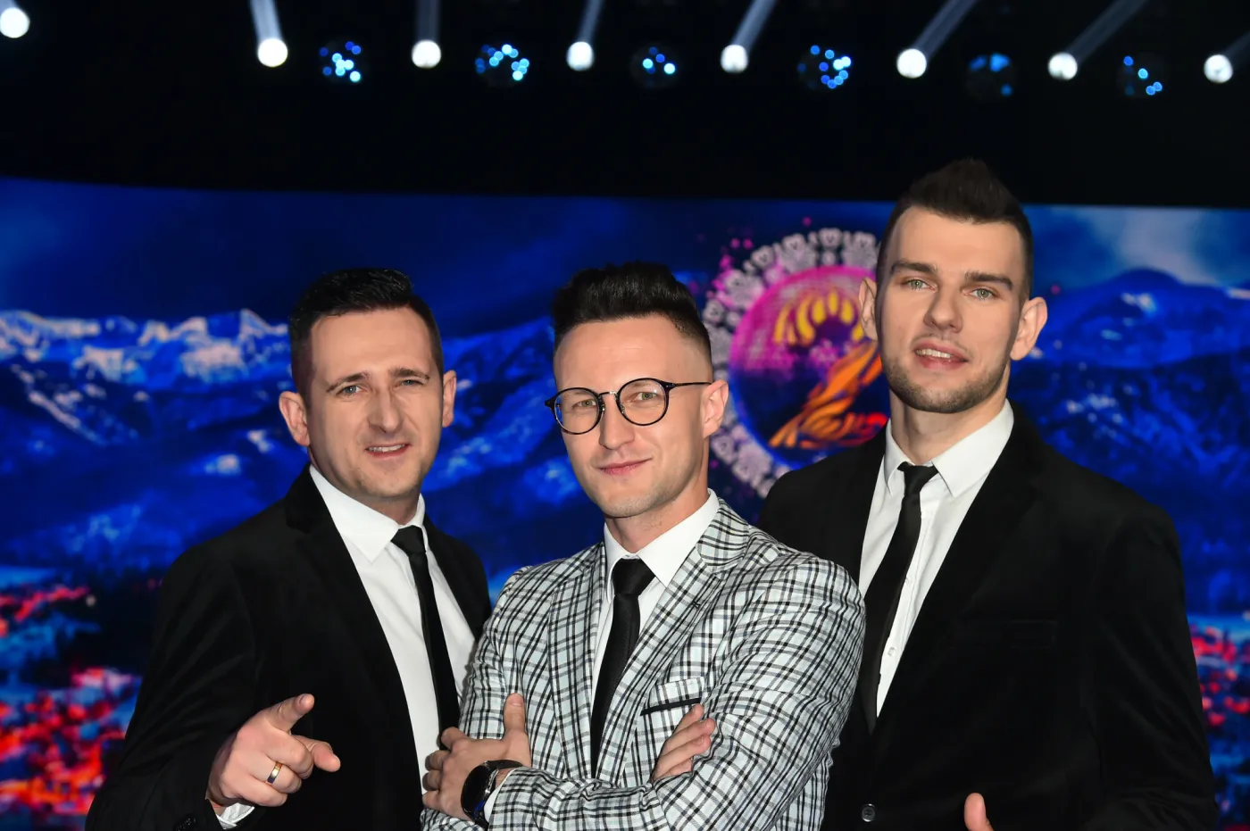 Muzycy znanego zespołu disco polo mieli wypadek. Co się stało? [FOTO]