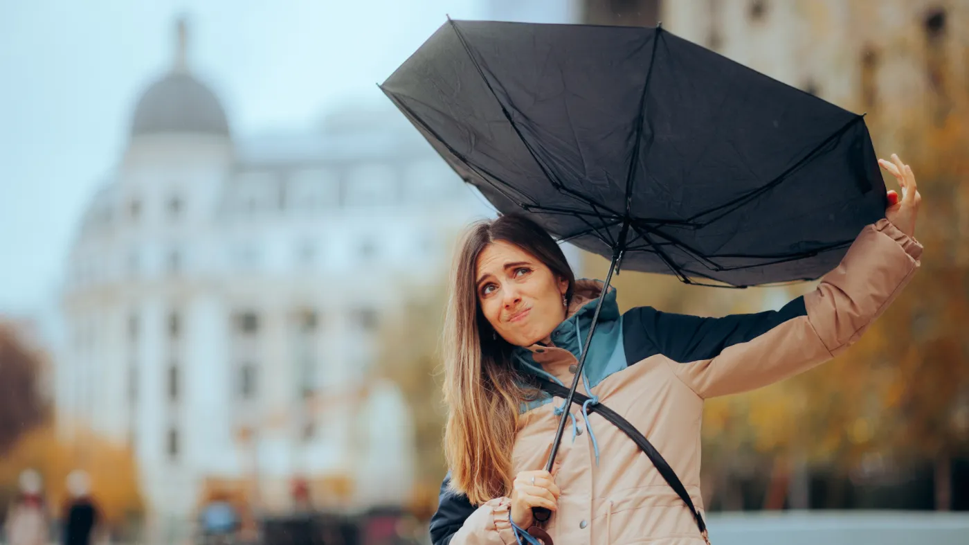 Wyprze jesieniary? Trend "October Theory" podbija sieć