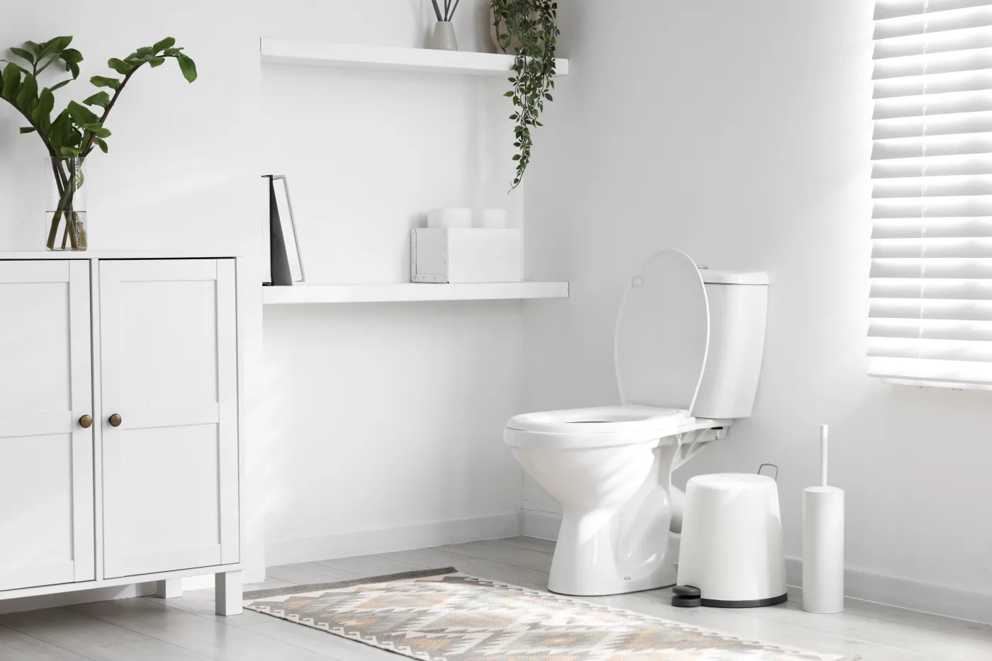 Wrzuć tę tabletkę do toalety. To najlepszy środek czyszczący