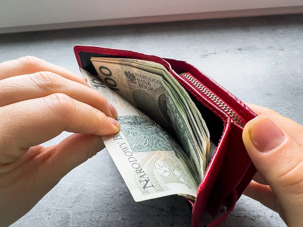 Ryczałt energetyczny – 299 zł dodatku do emerytury. Czy będzie podwyżka 1 marca 2025 r.?