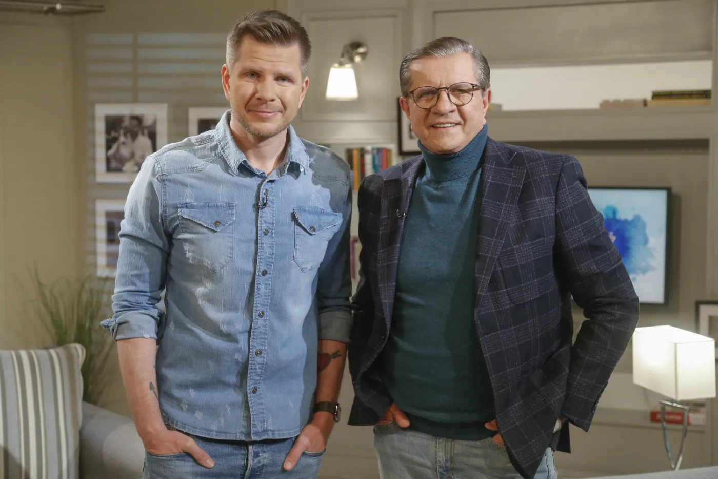  Filip Chajzer wraca do telewizji. W towarzystwie słynnego ojca