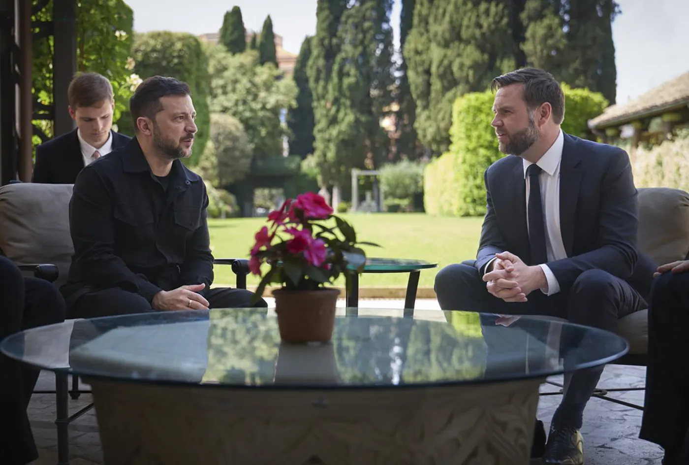 Zełenski spotkał się z Vance'em. "Czas na prawdziwą dyplomację"