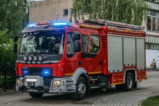 Przerwa w głosowaniu w lokalu wyborczym w Warszawie. Interweniowali strażacy