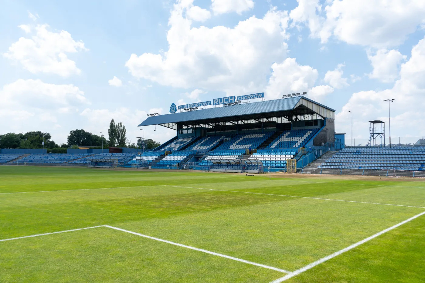 Przedwojenny zegar zakończył pracę na stadionie Ruchu Chorzów