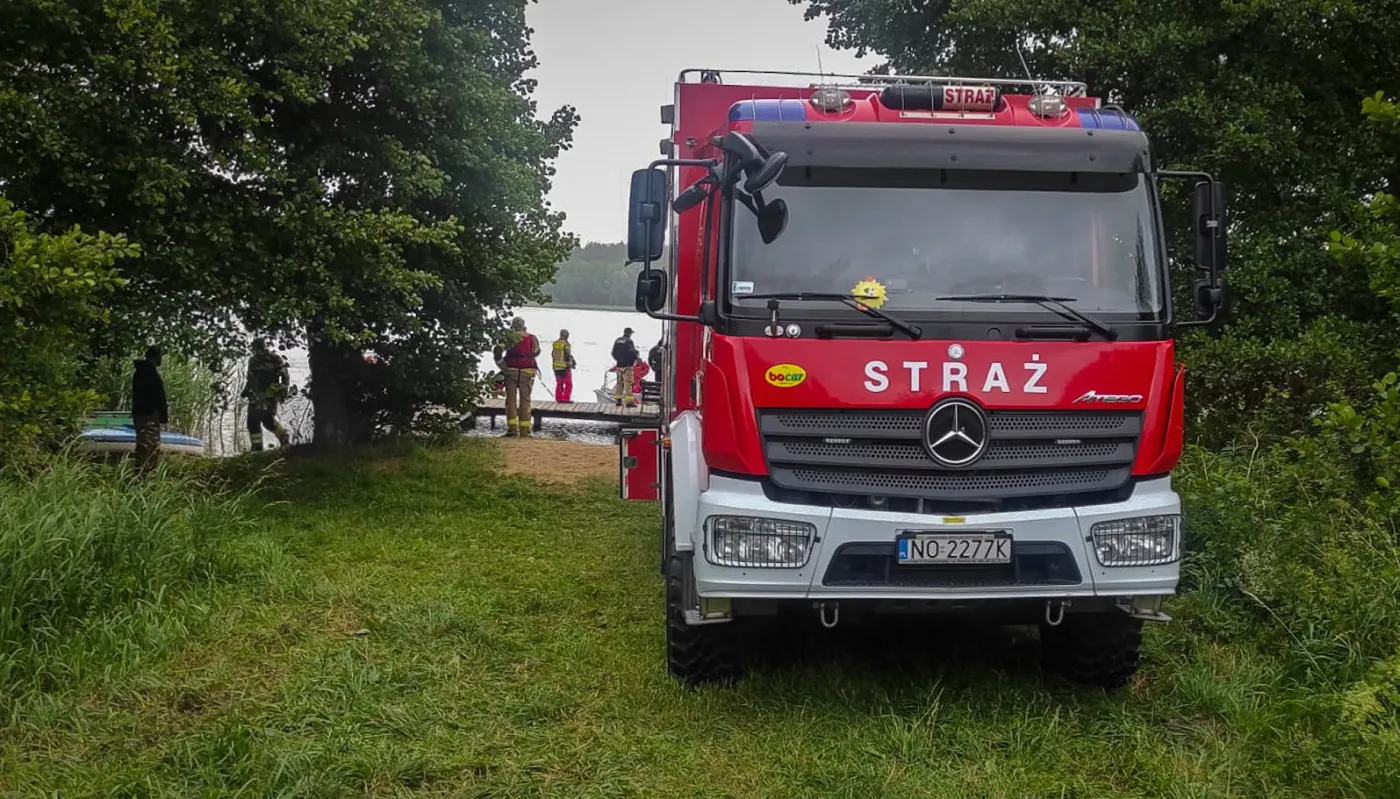 Akcja poszukiwawcza na jeziorze Małszewskim. Zaginęło trzech nastolatków