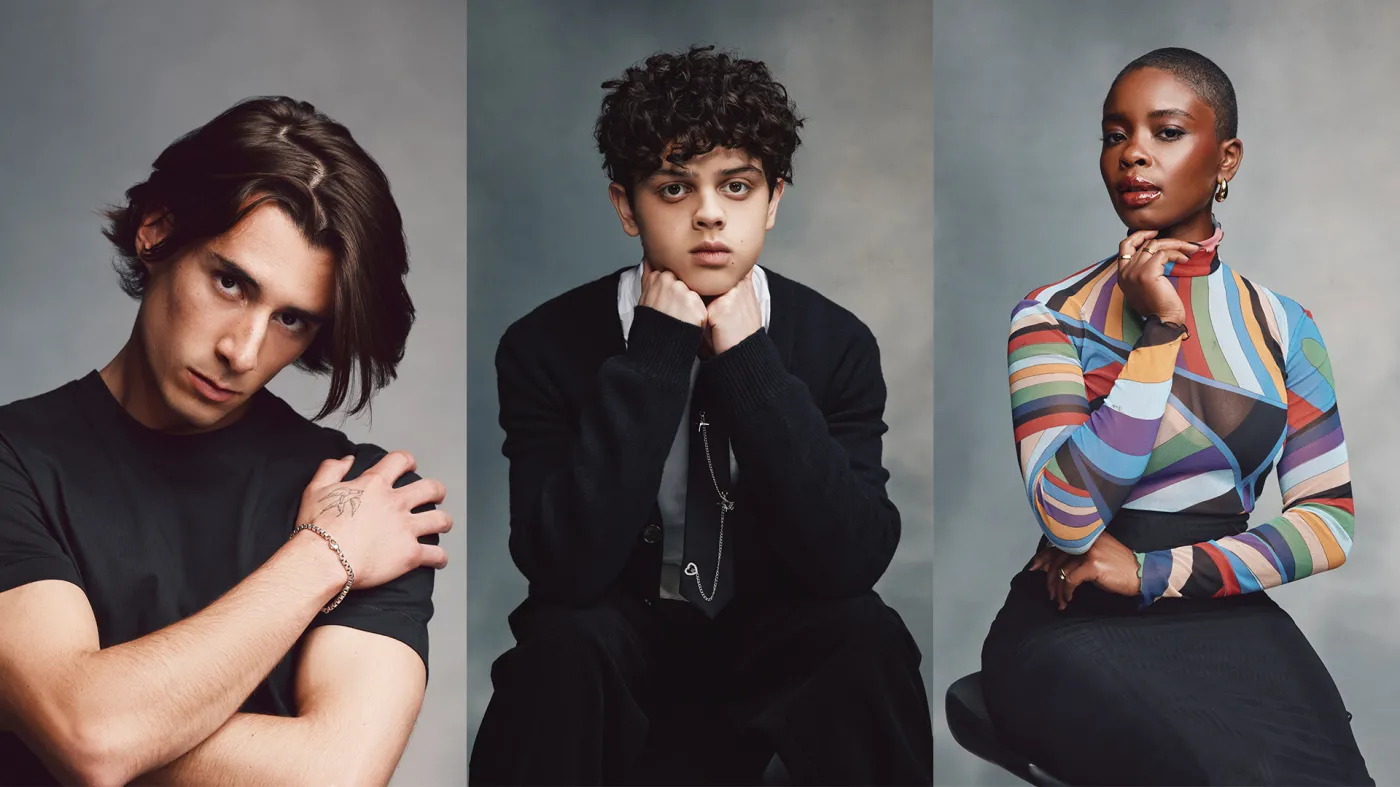 Georgie Farmer, Isaac Ordonez i Joy Sunday z serialu "Wednesday"