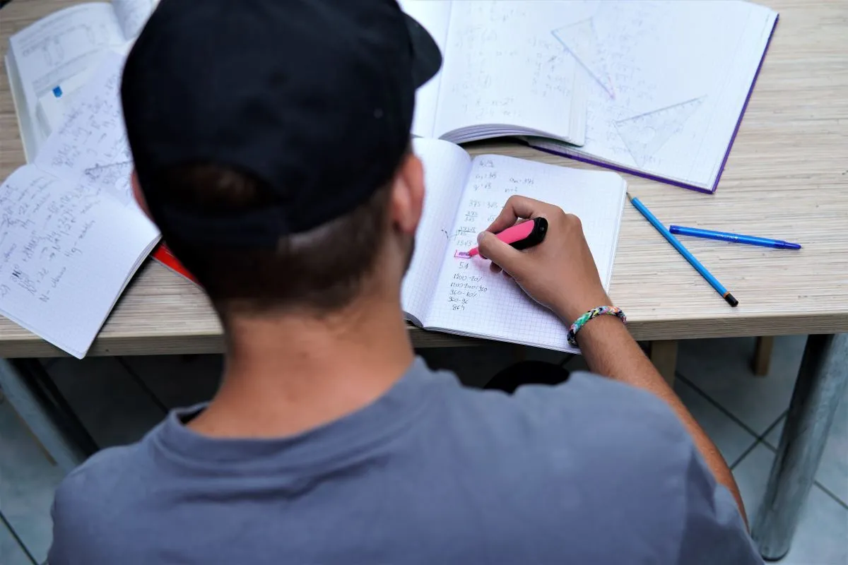 Matura 2026: Jak zaplanować naukę, żeby nie uczyć się po nocach